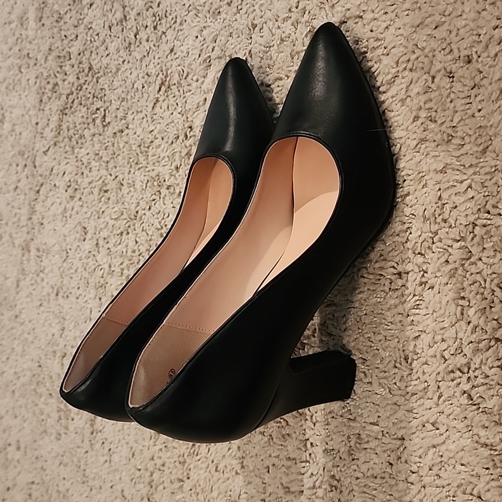 Heels - Black & Chunky Heel